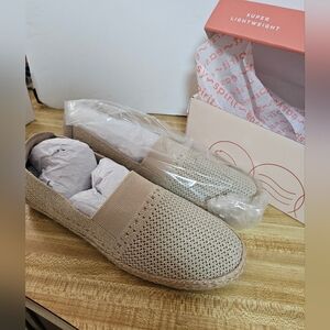 Easy Spirit Hassie Woven Slip-On Espadrilles Women's 8 Wide NIB Natural Beige